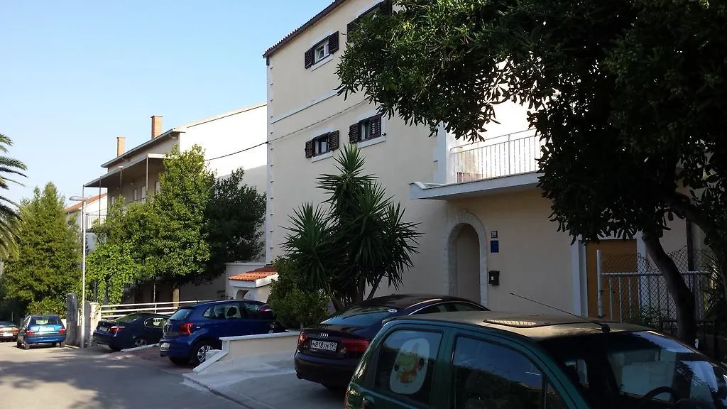 Matic Apartments Split 0*,