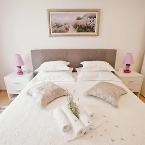  Appartement Satureja Montana